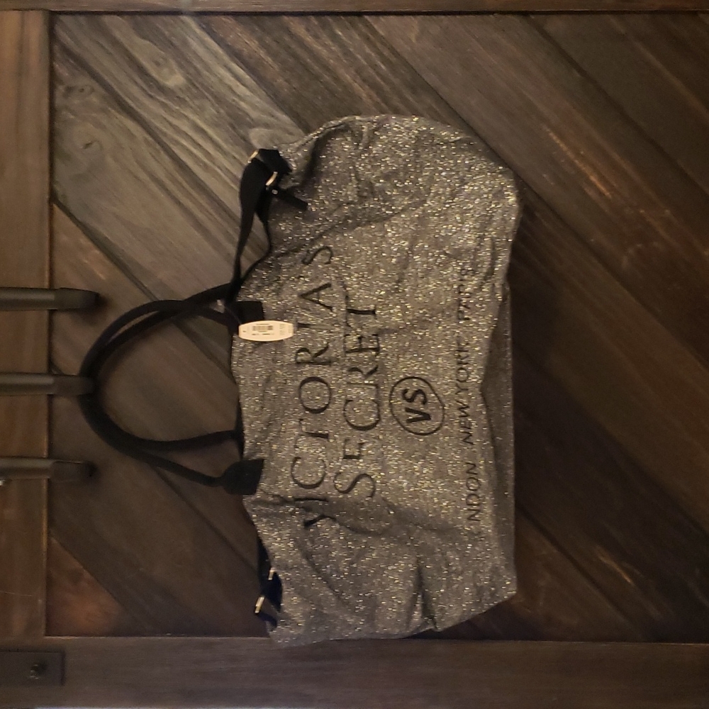 Nwt Victoria secret duffle bag